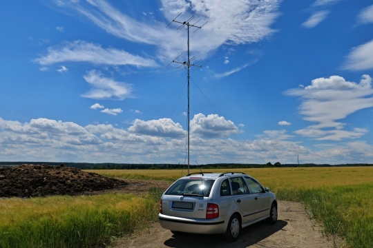 5 over 5 ele Yagi 2m band and FT817 at Skalky